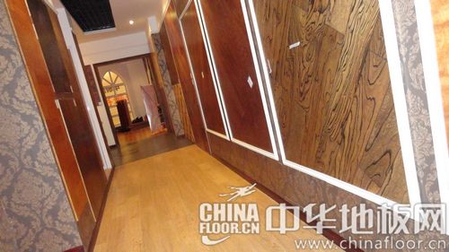 鹦鹉地板贵州贵阳红星美凯龙专卖店