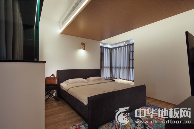 木地板被蚊香烧黑烧坏了怎么办