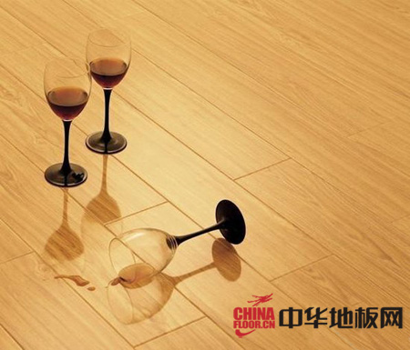 渠道为王时代 终端多元化是地板业的制胜法宝