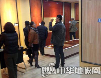 林昌地板2013工厂年度盛惠引爆赣榆 - 地板资