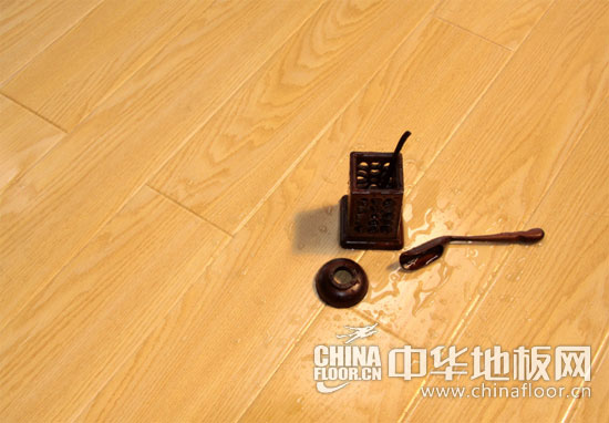 中小地板企业谋求突围 需注重产品组合 -- 营销策划