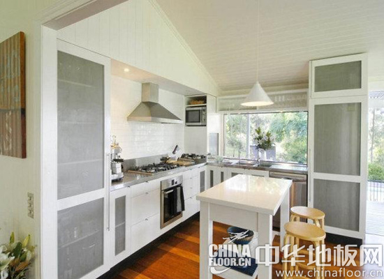 回归自然质朴生活 乡村别墅木地板装修案例(图