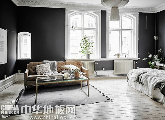 夏季木地板问题不容小觑 认真养护对待每个细