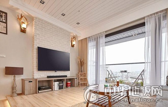 木地板选购需要考虑全面 以免出现不协调的问题