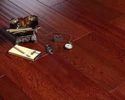 燕泥地板-仿古多层橡木